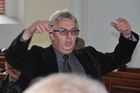 Dyryguje prof. Ryszard Handke